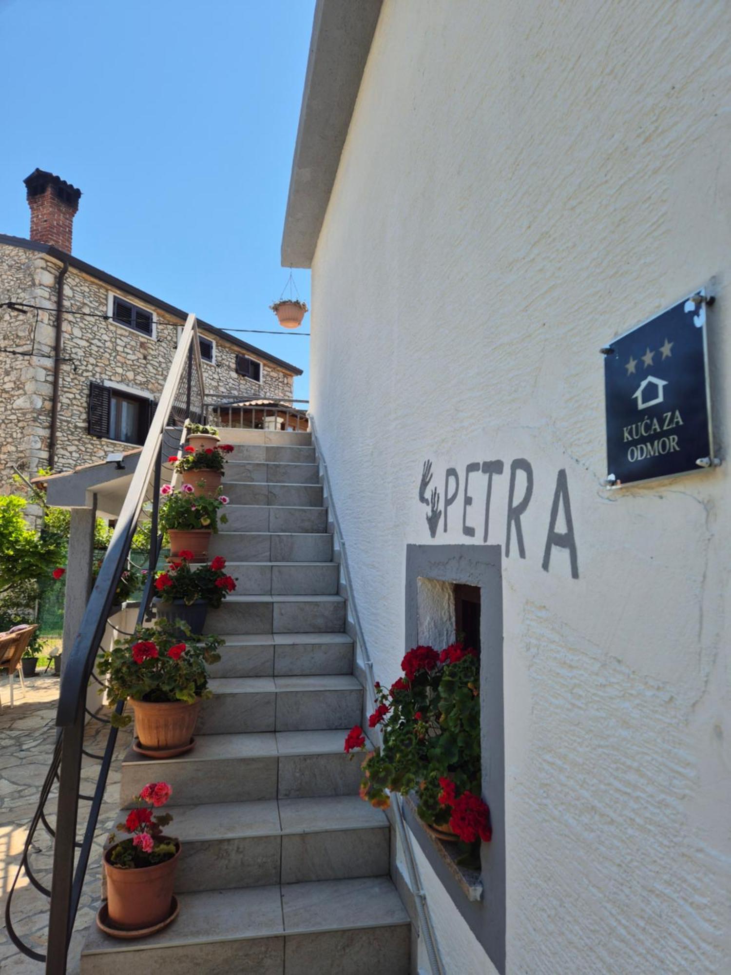 Appartamento Kuca Za Odmor Petra Cepljani Esterno foto